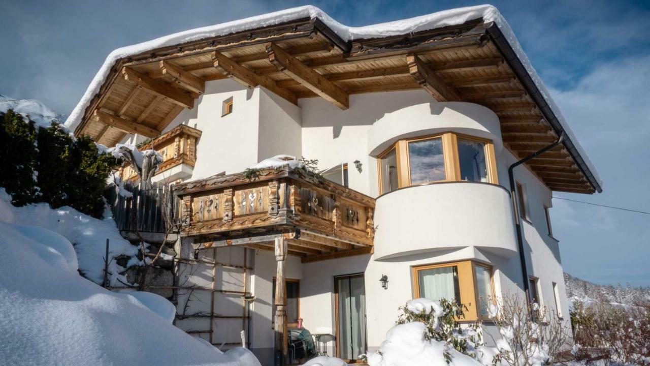 Stubaier Bauern Appartement Телфес им Щубай Екстериор снимка